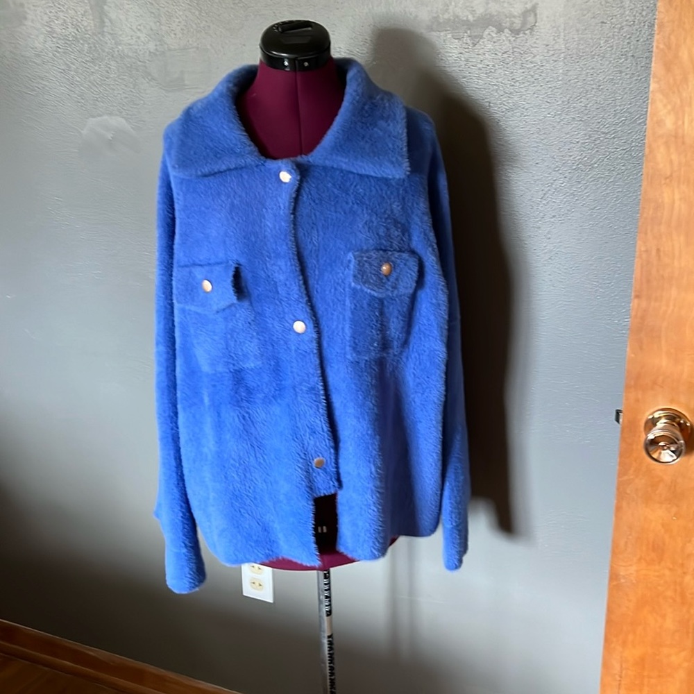 White Birch Button Down Snap Size Small - image 1